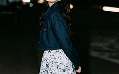 喂奶姐事件完整照片